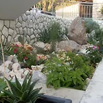 Ilona Apartman *