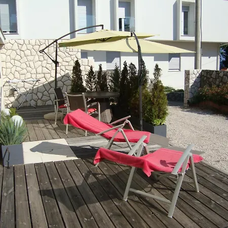 Ilona Apartmán Novi Vinodolski