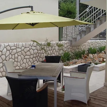 Apartman Ilona *